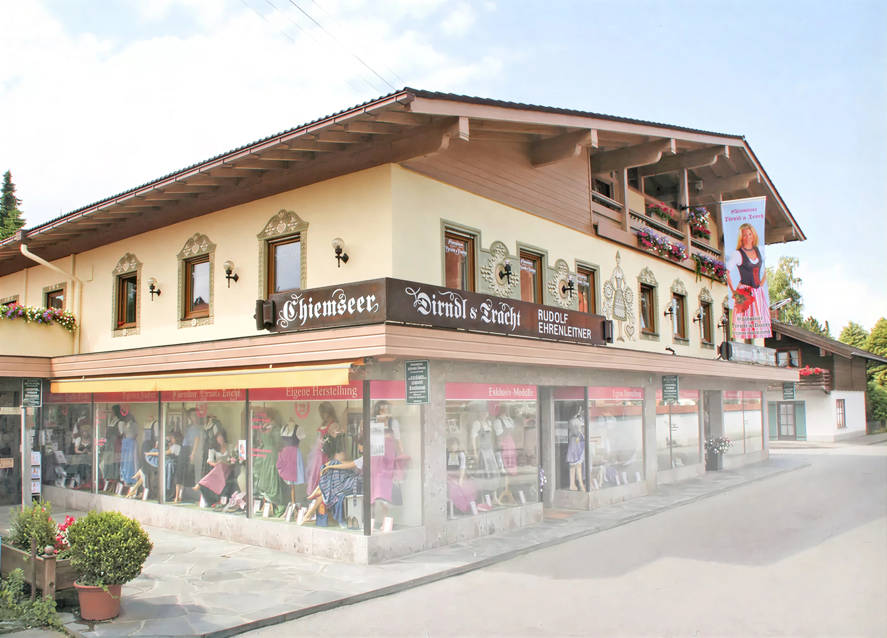 CDT_header_Traditionsgeschaeft_1920x800_imgupscaler.ai_Beta_2K