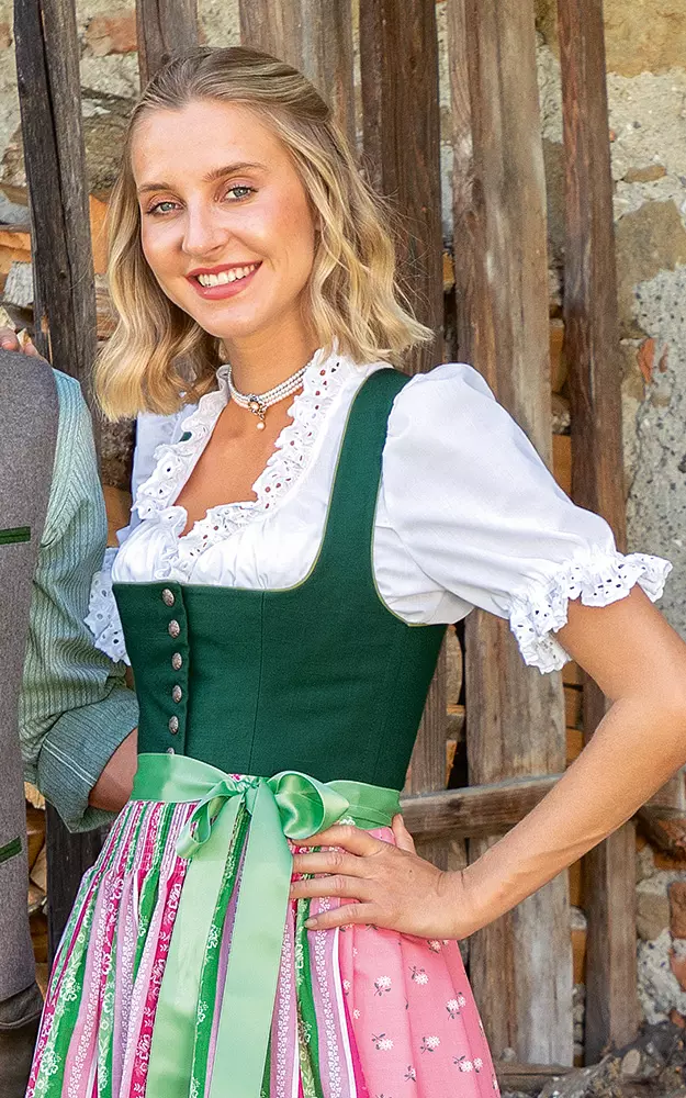 Dirndlbluse Cornelia