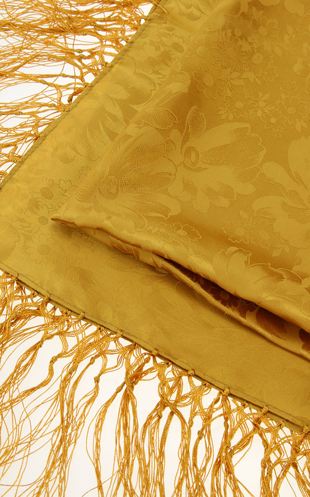 Seidentuch Nr. 100, curry